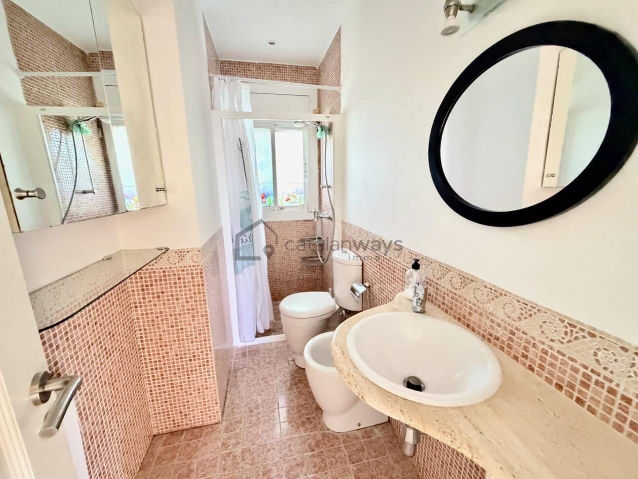 5 bedroom Villa for sale in Tortosa with pool garage - € 360,000 (Ref: 10163331)
