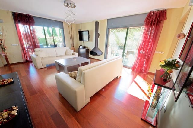 4 bedroom Villa for sale in El Perelló with pool garage - € 1,150,000 (Ref: 8840340)