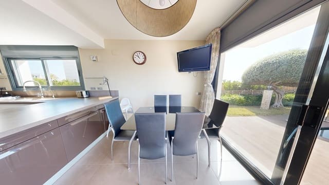 4 bedroom Villa for sale in El Perelló with pool garage - € 1,150,000 (Ref: 8840340)