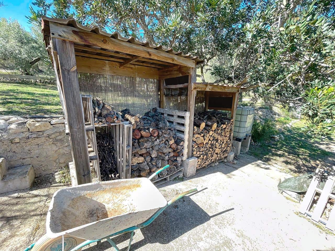 2 soveværelse Finca/Landehus til salg i El Perello med swimmingpool - € 339.000 (Ref: 8848442)