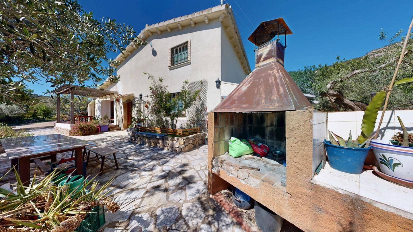 2 soveværelse Finca/Landehus til salg i El Perello med swimmingpool - € 294.000 (Ref: 8848442)