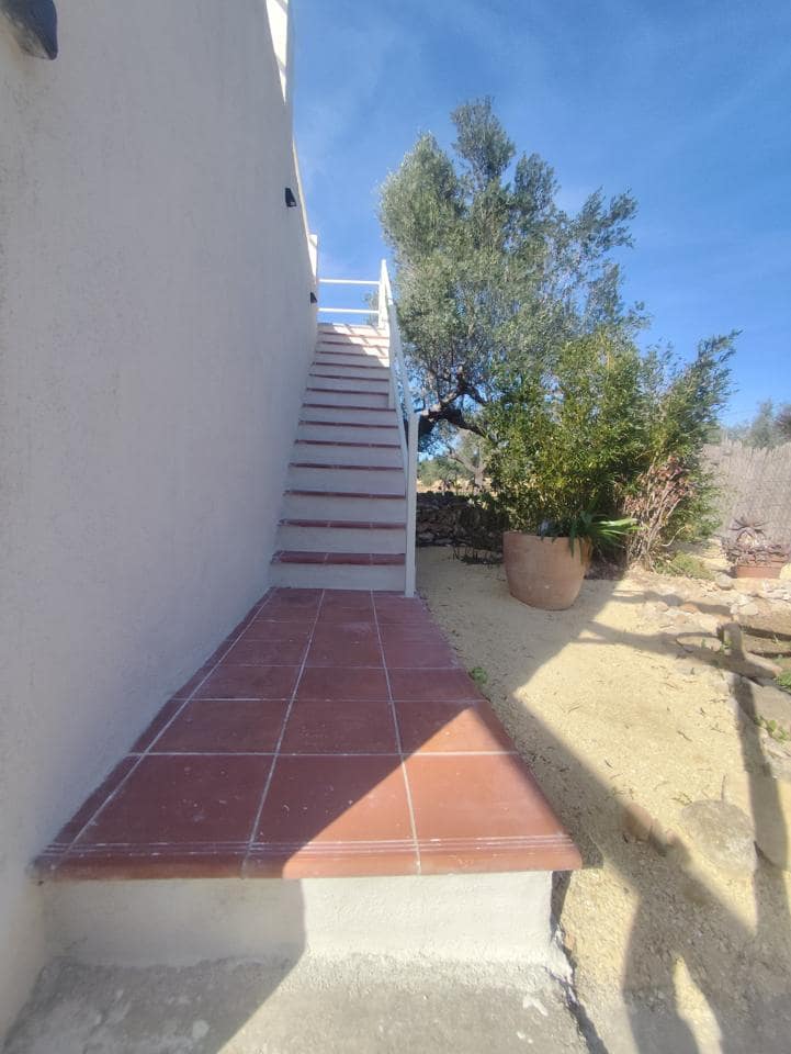 9 soveværelse Finca/Landehus til salg i L'Aldea med swimmingpool - € 650.000 (Ref: 8866467)