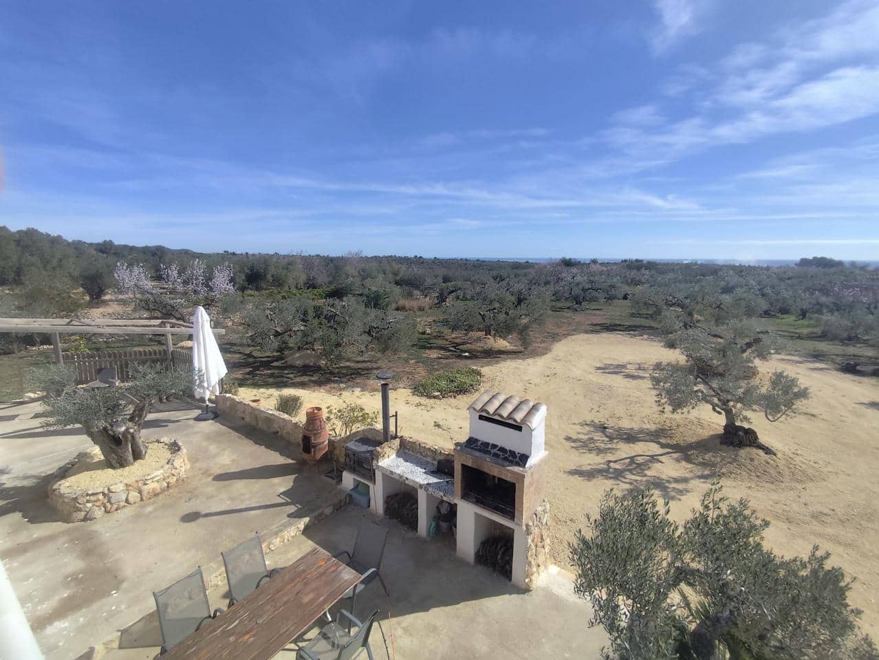 9 soveværelse Finca/Landehus til salg i L'Aldea med swimmingpool - € 650.000 (Ref: 8866467)