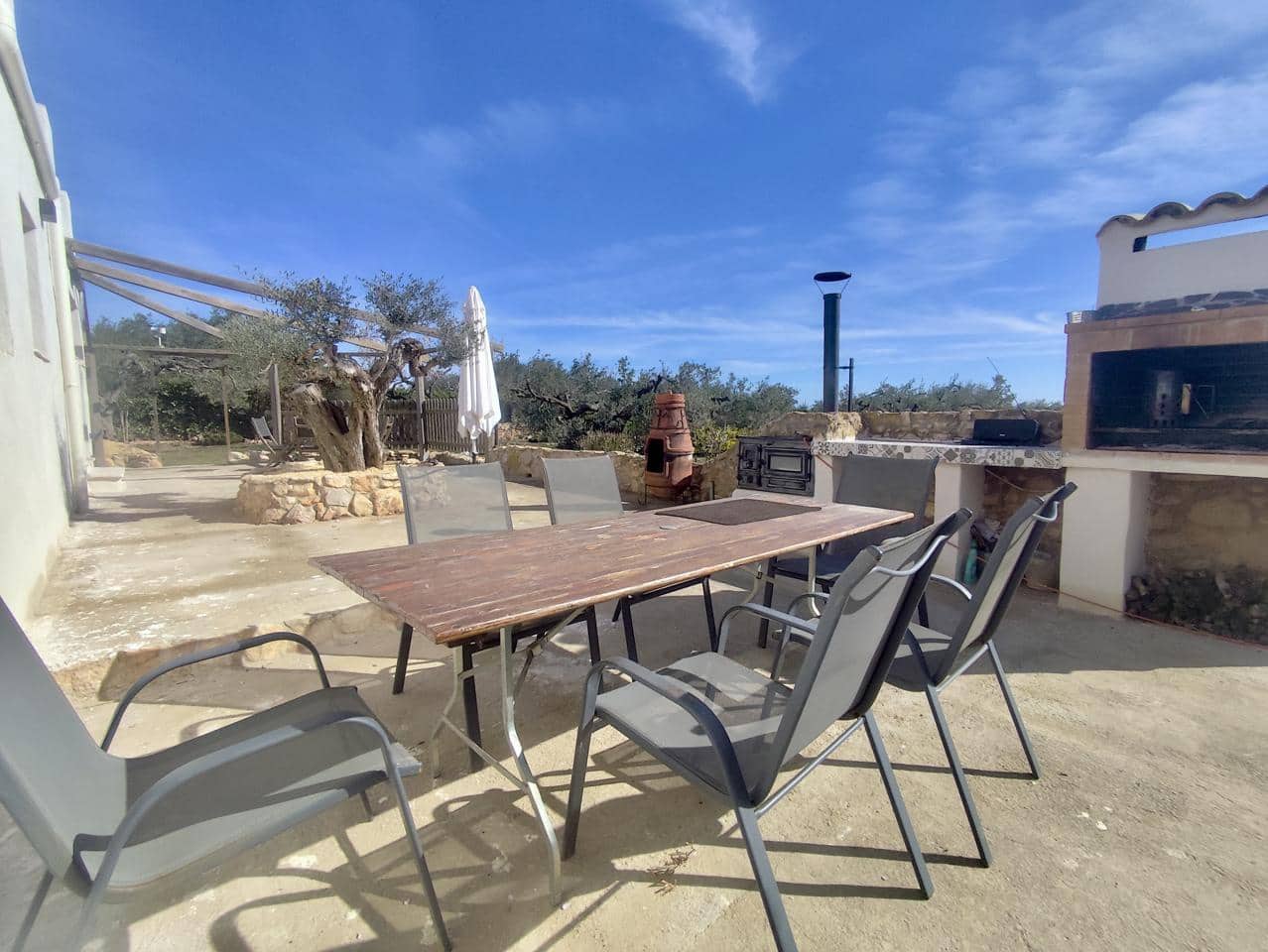 9 soveværelse Finca/Landehus til salg i L'Aldea med swimmingpool - € 650.000 (Ref: 8866467)