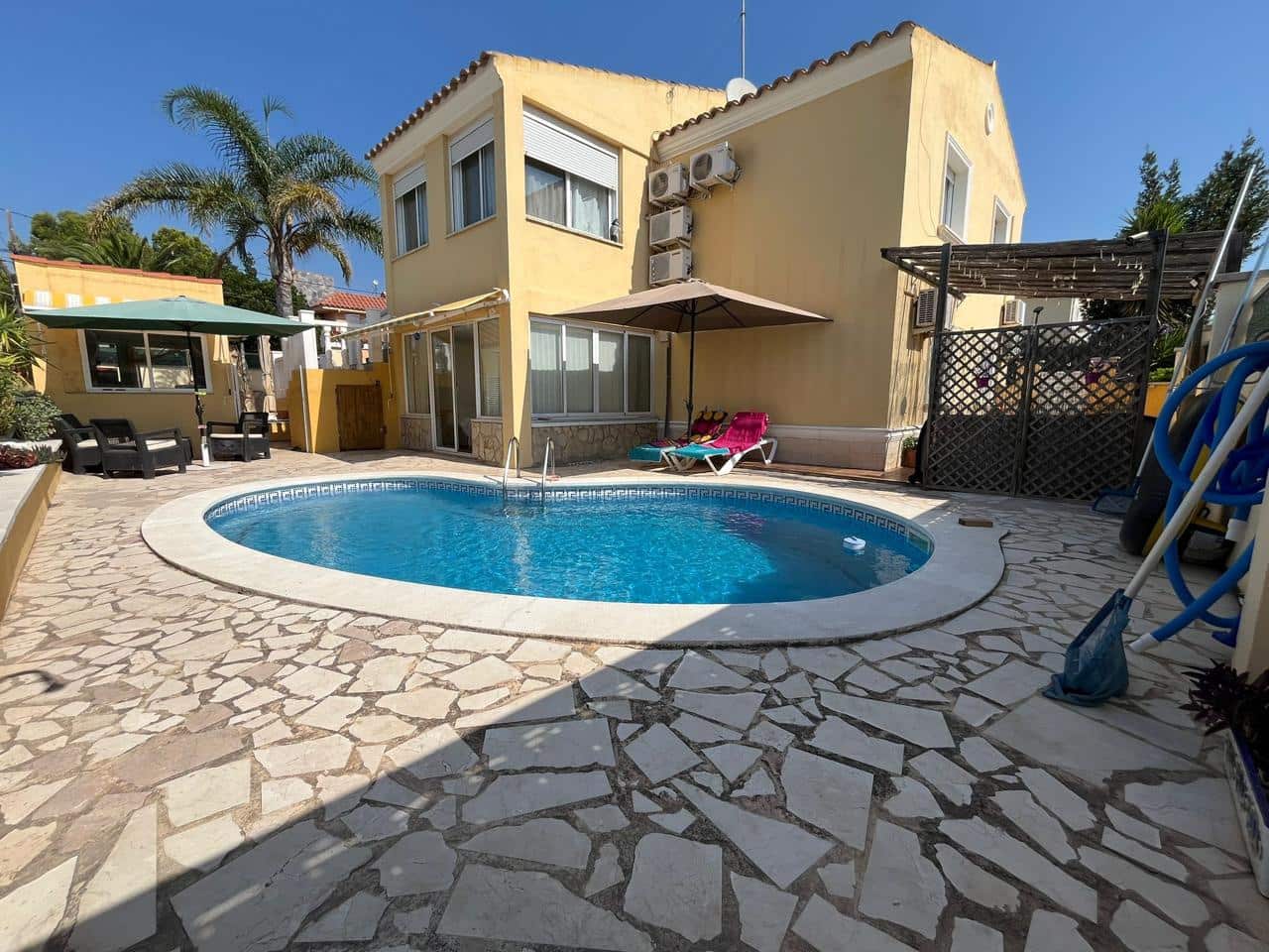 4 soverom Villa til salgs i L'Ametlla de Mar med svømmebasseng - € 330 000 (Ref: 8918457)