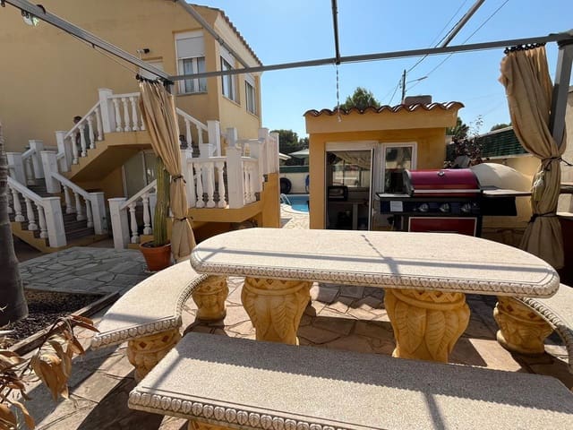 4 sovrum Villa till salu i L'Ametlla de Mar med pool - 330 000 € (Ref: 8918457)