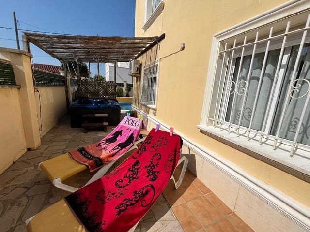 4 sovrum Villa till salu i L'Ametlla de Mar med pool - 330 000 € (Ref: 8918457)