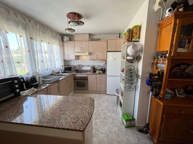 4 sovrum Villa till salu i L'Ametlla de Mar med pool - 330 000 € (Ref: 8918457)