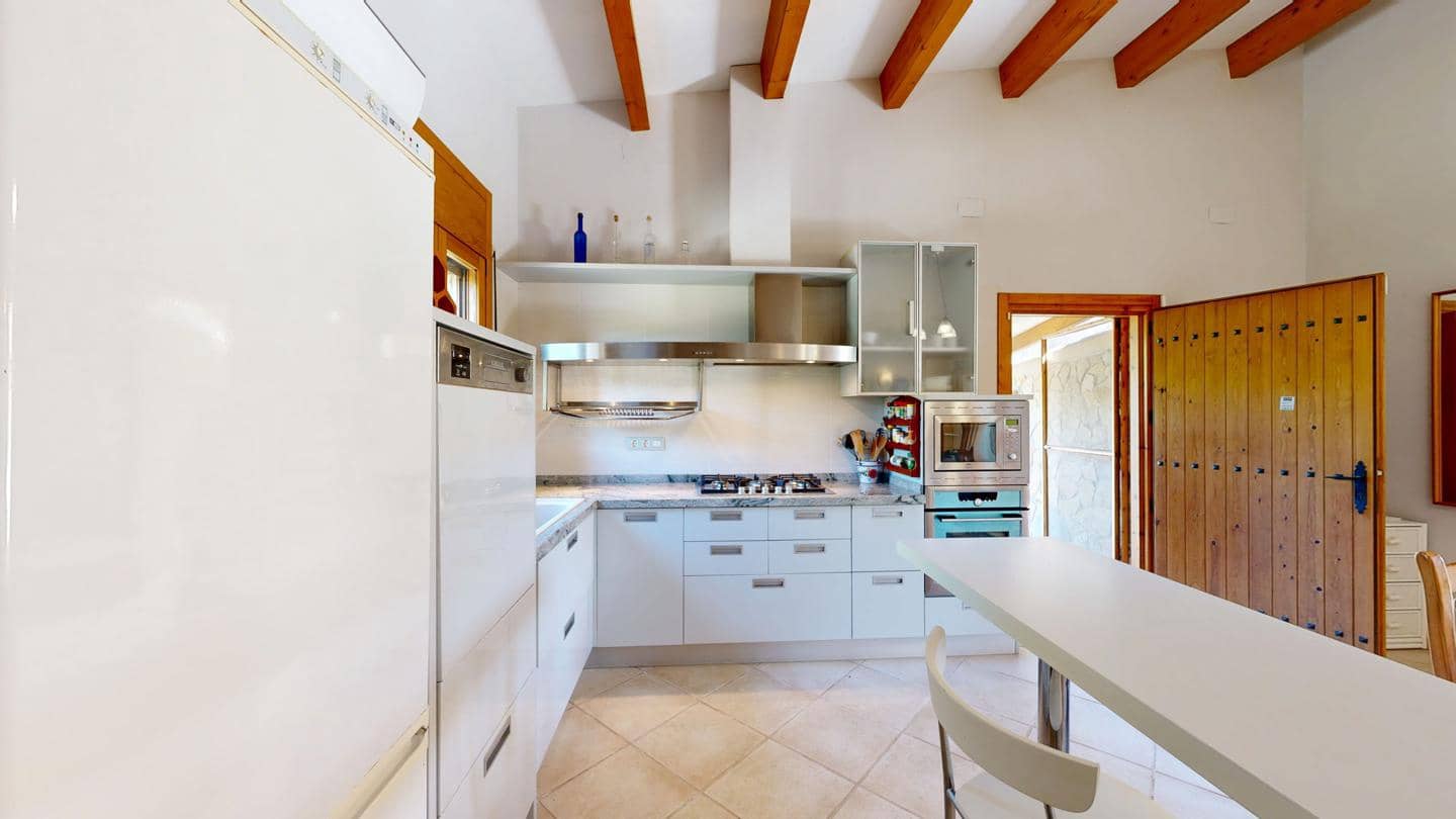 5 bedroom Finca/Country House for sale in Camarles with pool - € 497,000 (Ref: 8920193)