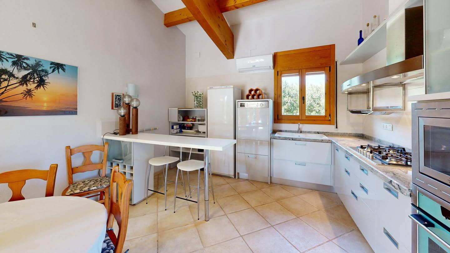 5 bedroom Finca/Country House for sale in Camarles with pool - € 497,000 (Ref: 8920193)