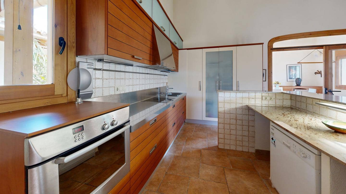 5 bedroom Finca/Country House for sale in Camarles with pool - € 497,000 (Ref: 8920193)