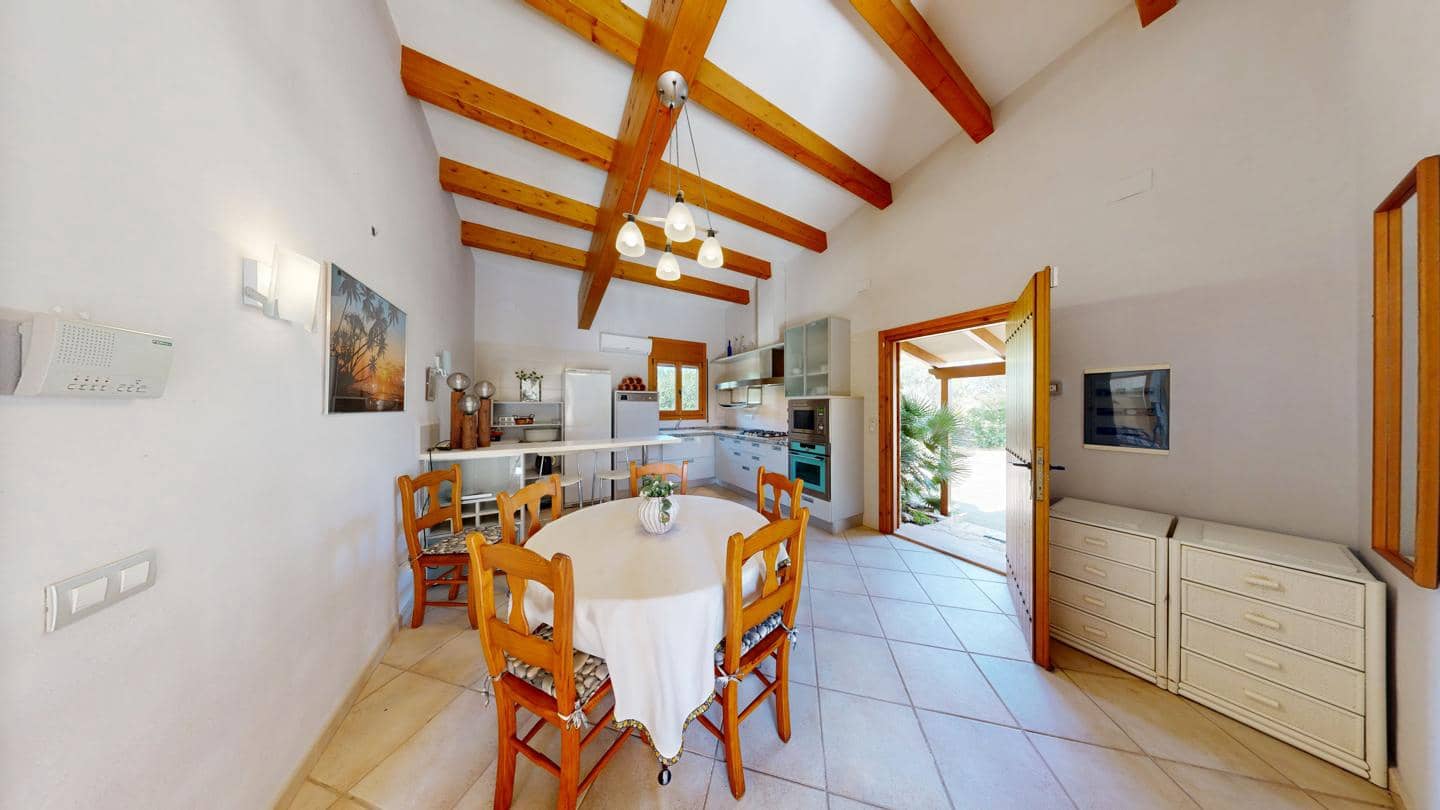 5 bedroom Finca/Country House for sale in Camarles with pool - € 497,000 (Ref: 8920193)