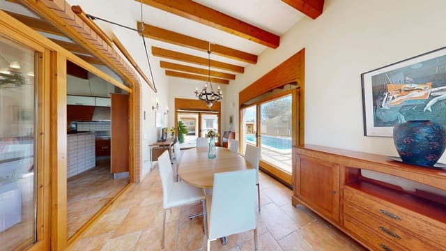 5 bedroom Finca/Country House for sale in Camarles with pool - € 497,000 (Ref: 8920193)