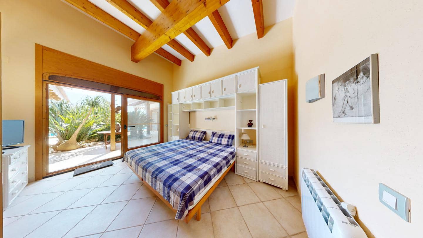 5 bedroom Finca/Country House for sale in Camarles with pool - € 497,000 (Ref: 8920193)