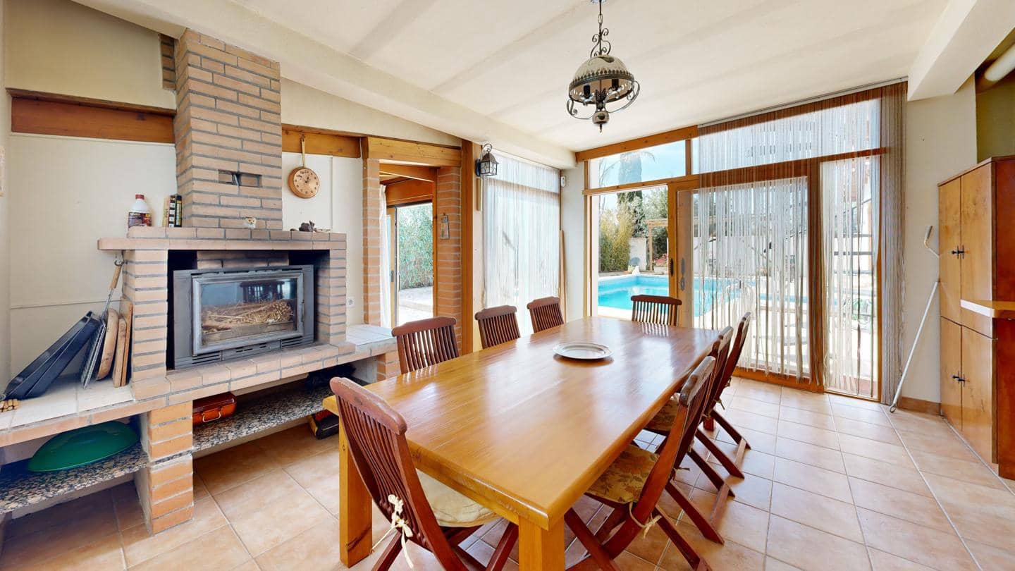 5 bedroom Finca/Country House for sale in Camarles with pool - € 497,000 (Ref: 8920193)