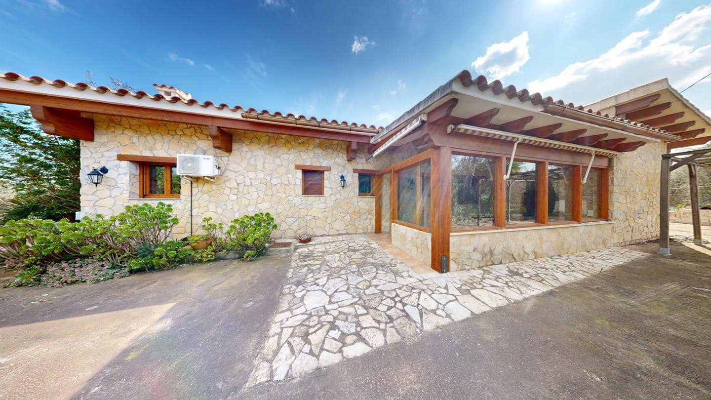 5 bedroom Finca/Country House for sale in Camarles with pool - € 497,000 (Ref: 8920193)