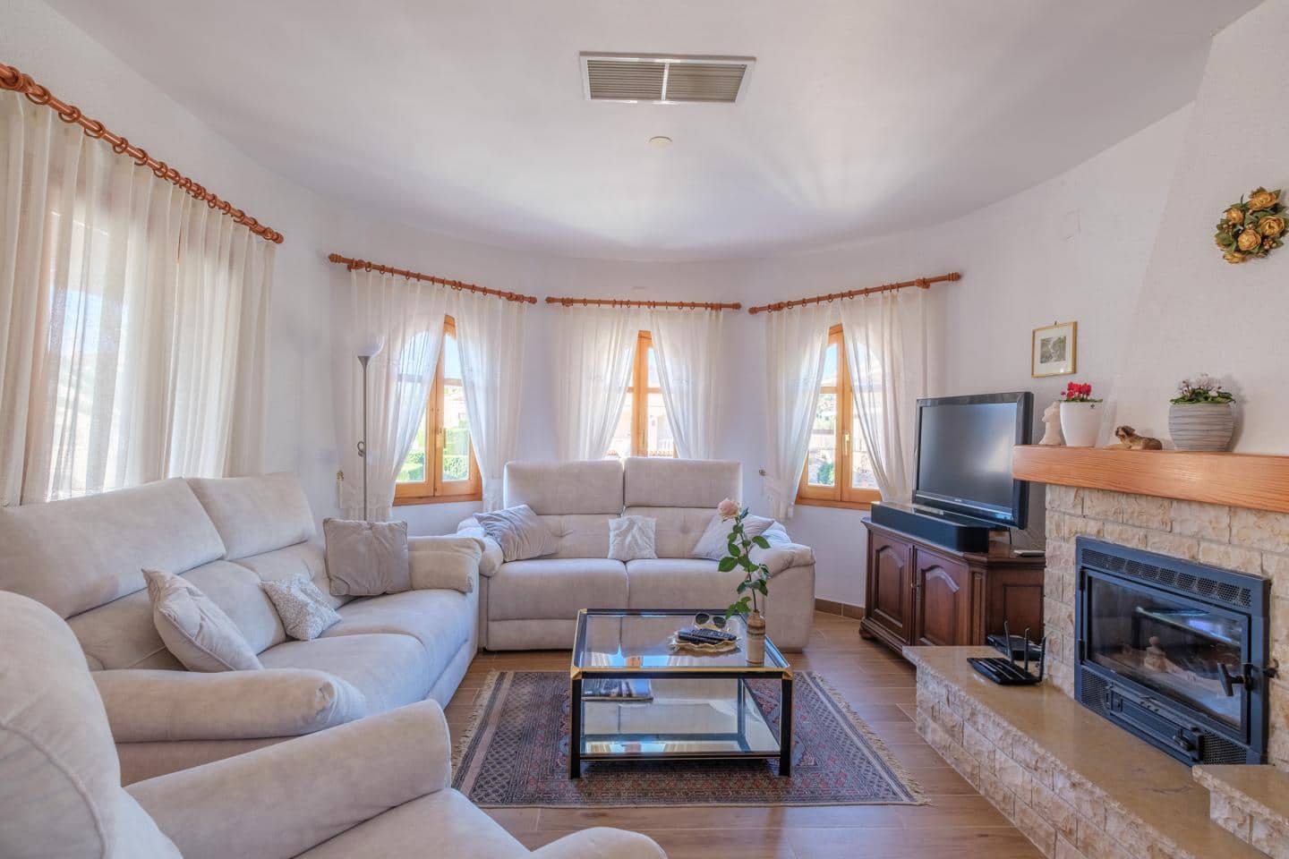 3 soveværelse Villa til salg i L'Ampolla med swimmingpool - € 495.000 (Ref: 8956102)