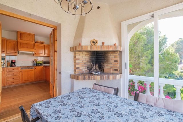 3 slaapkamer Villa te koop in L'Ampolla met zwembad - € 495.000 (Ref: 8956102)