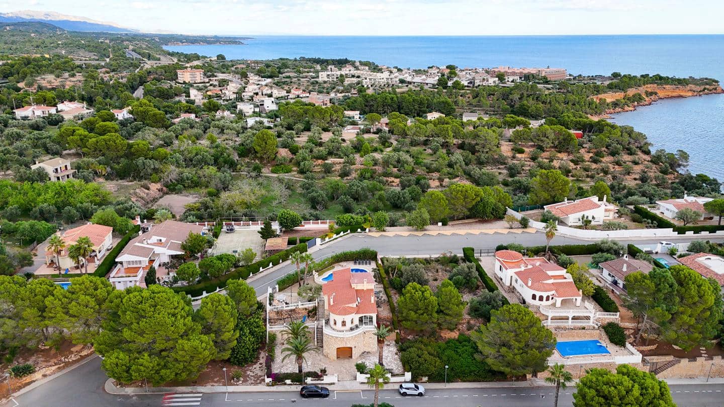 3 soveværelse Villa til salg i L'Ampolla med swimmingpool - € 495.000 (Ref: 8956102)