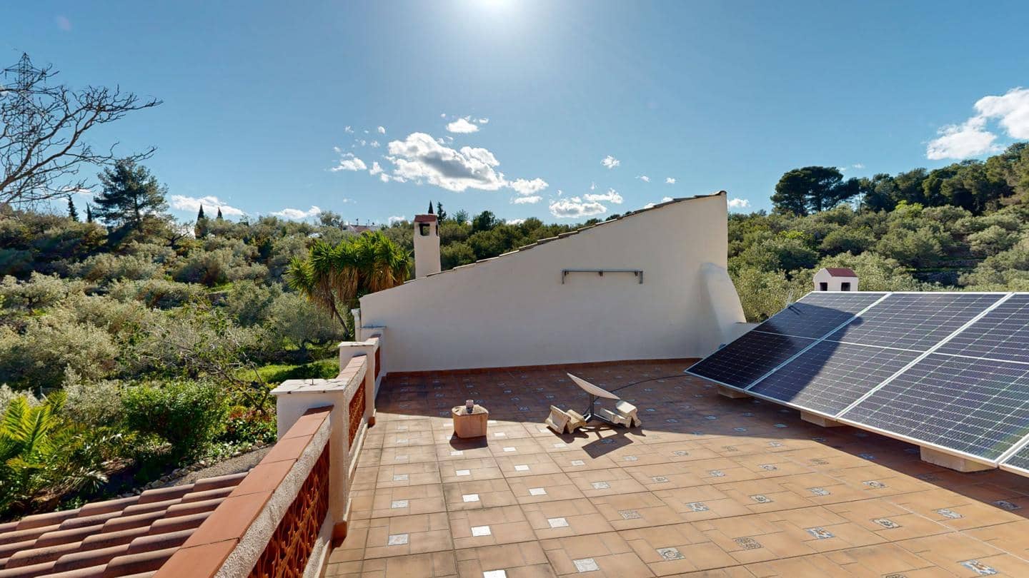 2 soveværelse Finca/Landehus til salg i El Perello med swimmingpool - € 295.000 (Ref: 8960698)