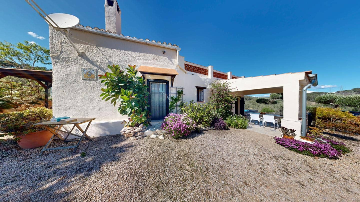 2 soveværelse Finca/Landehus til salg i El Perello med swimmingpool - € 295.000 (Ref: 8960698)