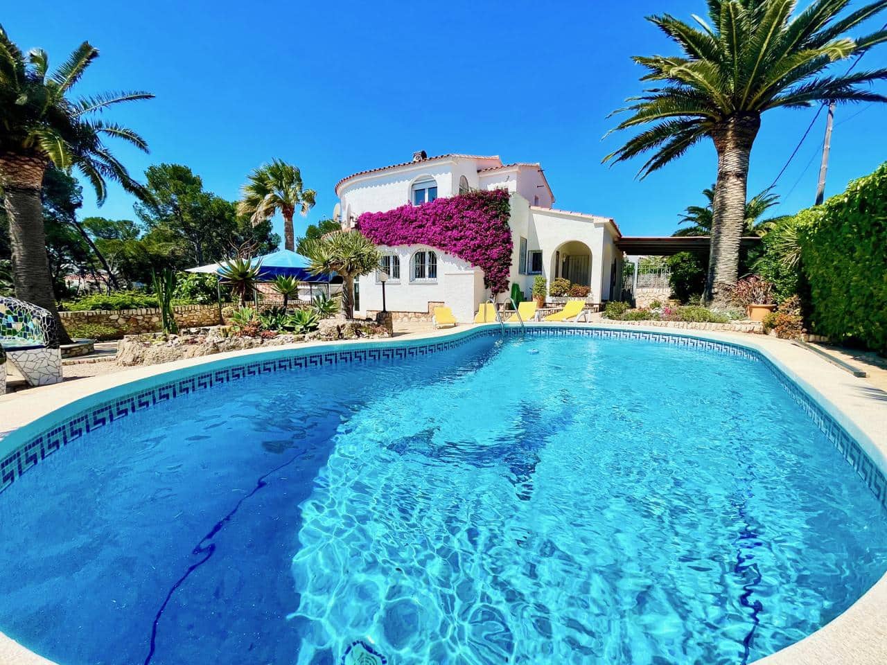 6 soveværelse Villa til salg i L'Ametlla de Mar med swimmingpool - € 595.000 (Ref: 9009342)