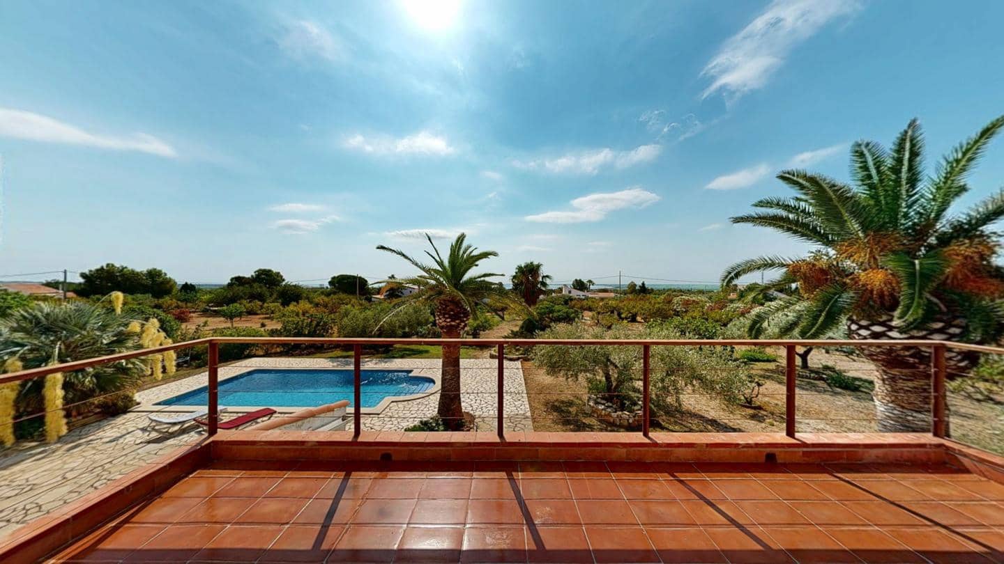 4 slaapkamer Villa te koop in L'Ampolla met zwembad - € 480.000 (Ref: 9113074)