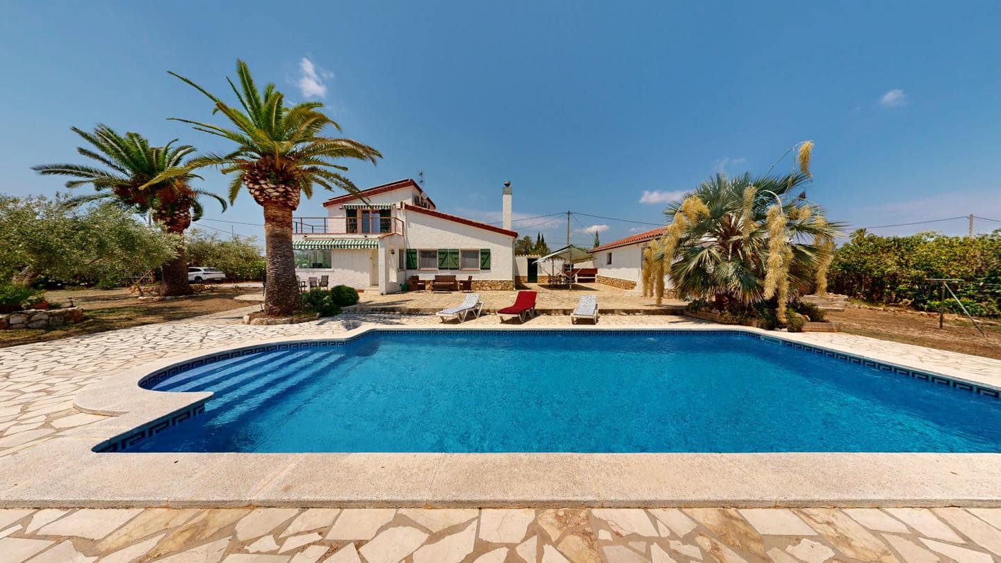 4 slaapkamer Villa te koop in L'Ampolla met zwembad - € 480.000 (Ref: 9113074)