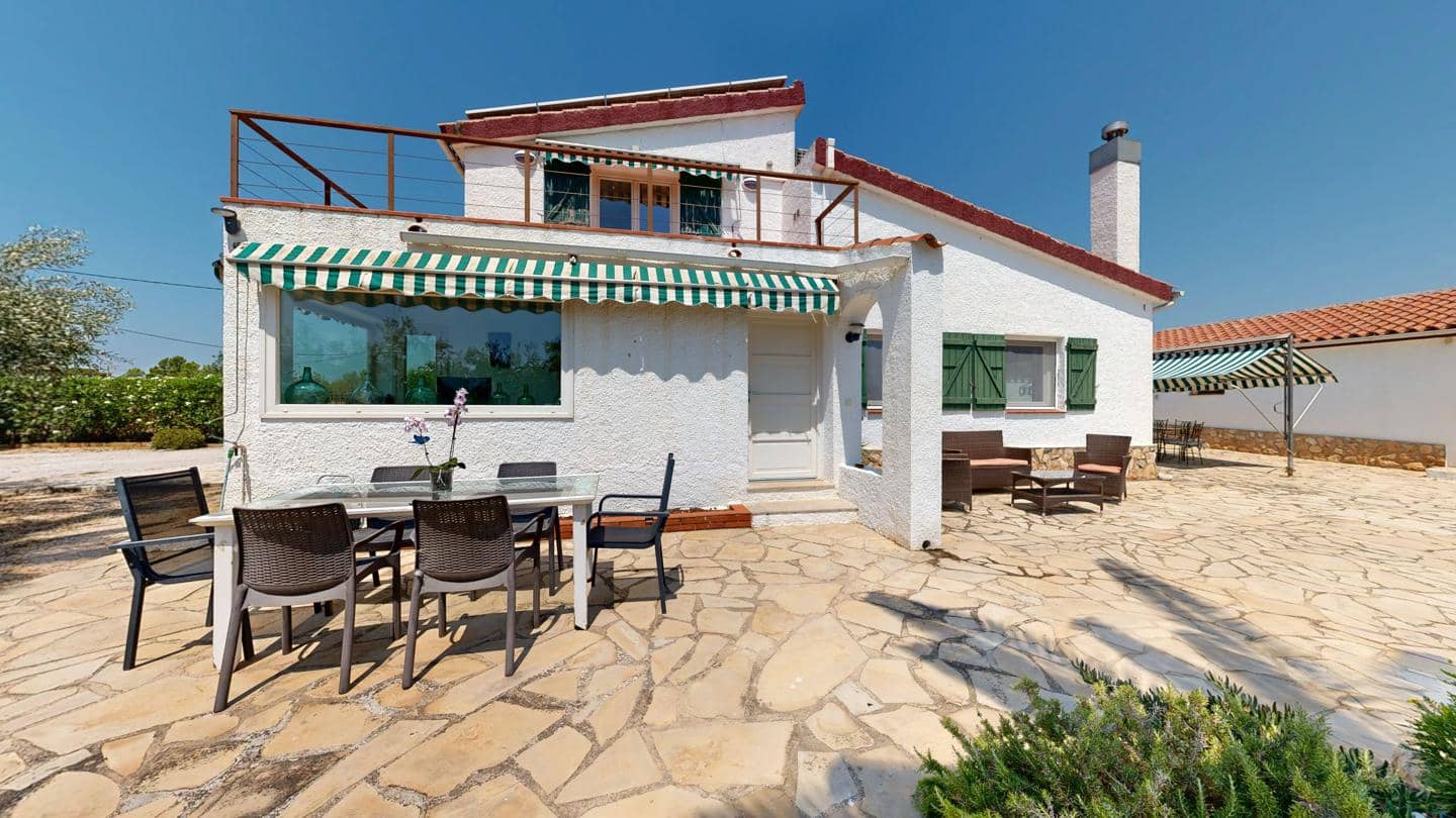 4 slaapkamer Villa te koop in L'Ampolla met zwembad - € 480.000 (Ref: 9113074)