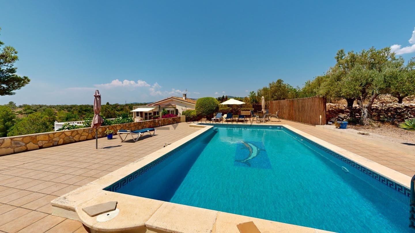 3 soverom Finca/Herregård til salgs i El Perello med svømmebasseng - € 465 000 (Ref: 9130186)