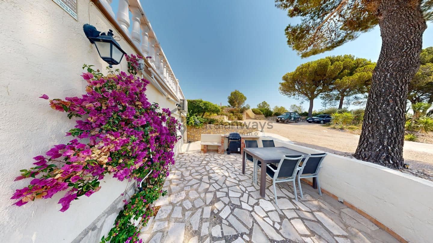 3 soverom Finca/Herregård til salgs i El Perello med svømmebasseng - € 465 000 (Ref: 9130186)