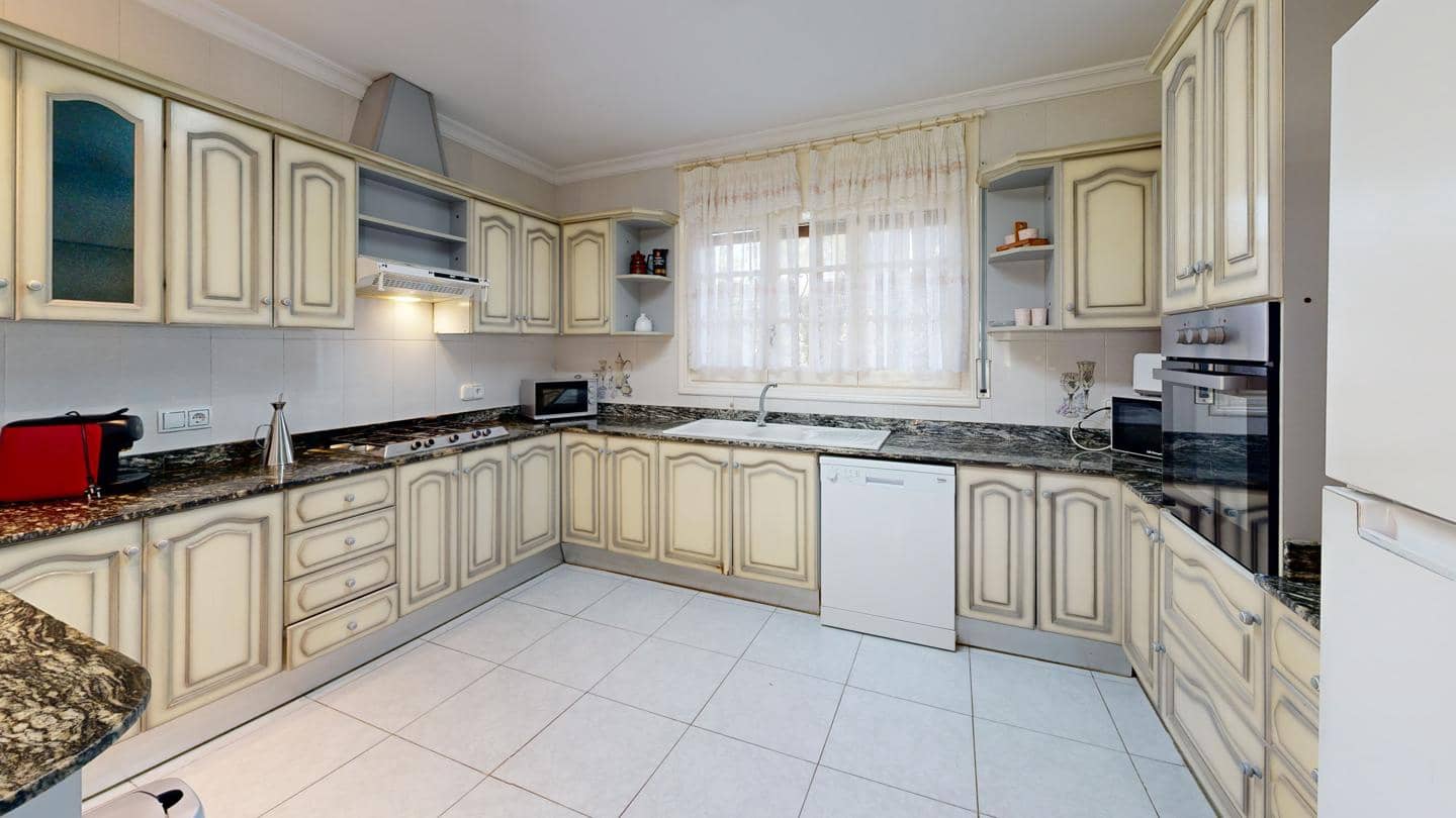 6 soveværelse Villa til salg i L'Ametlla de Mar med swimmingpool - € 795.000 (Ref: 9146102)