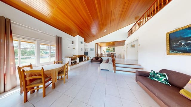 6 bedroom Villa for sale in L'Ametlla de Mar with pool - € 795,000 (Ref: 9146102)