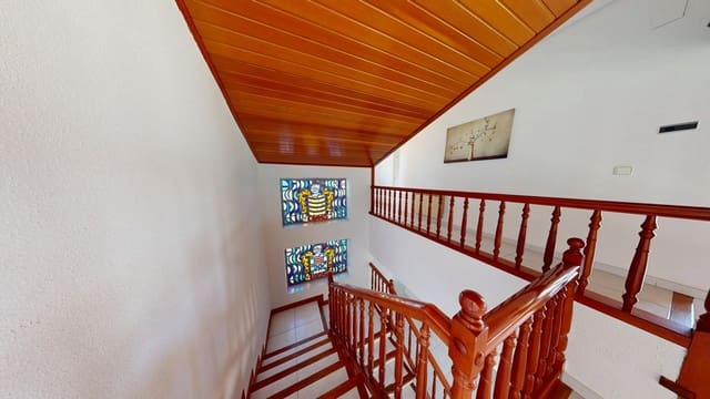 6 bedroom Villa for sale in L'Ametlla de Mar with pool - € 795,000 (Ref: 9146102)