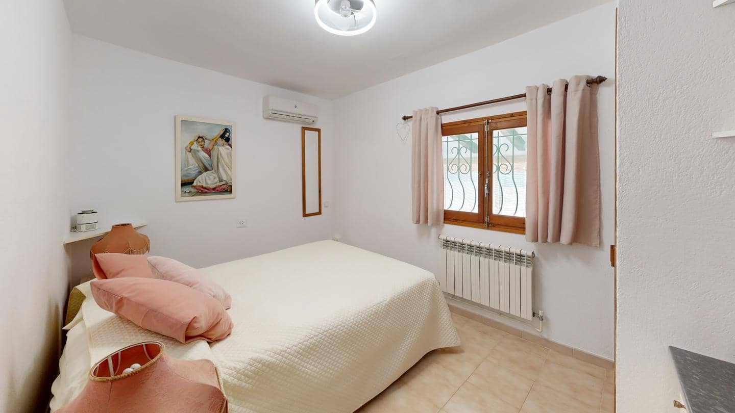 5 soverom Villa til salgs i El Perello med svømmebasseng - € 550 000 (Ref: 9158113)