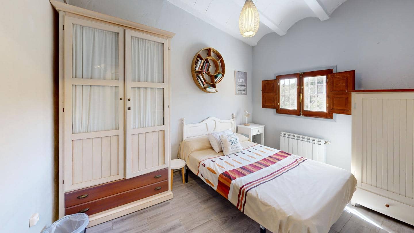 5 bedroom Finca/Country House for sale in Camarles - € 435,000 (Ref: 9172161)