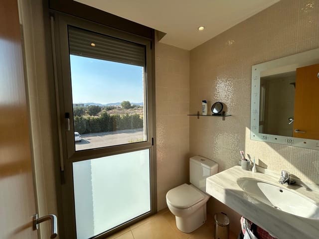 3 bedroom Flat for sale in L'Ampolla with pool garage - € 189,000 (Ref: 9186127)