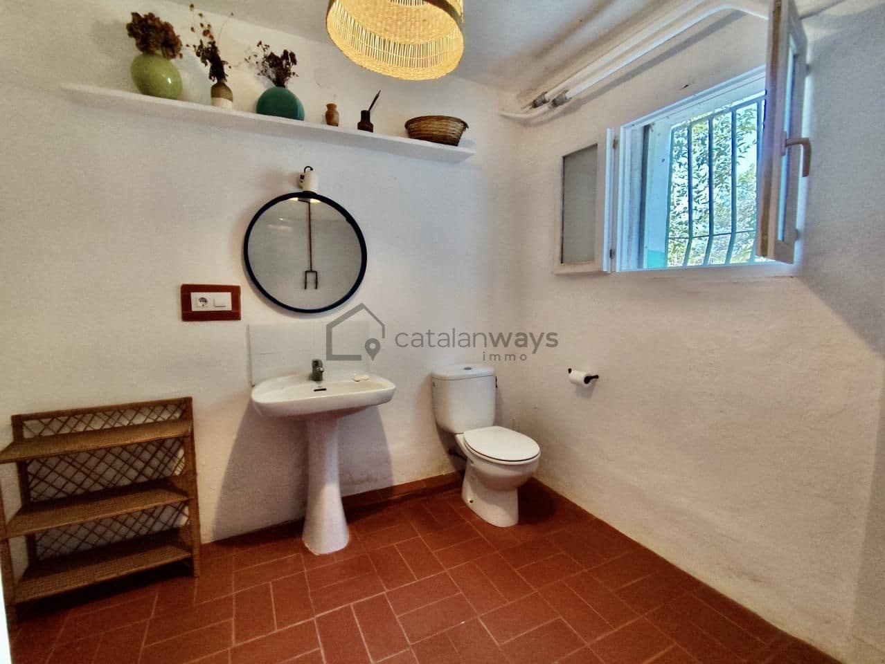 4 bedroom Finca/Country House for sale in Castellet i la Gornal - € 349,000 (Ref: 9270545)