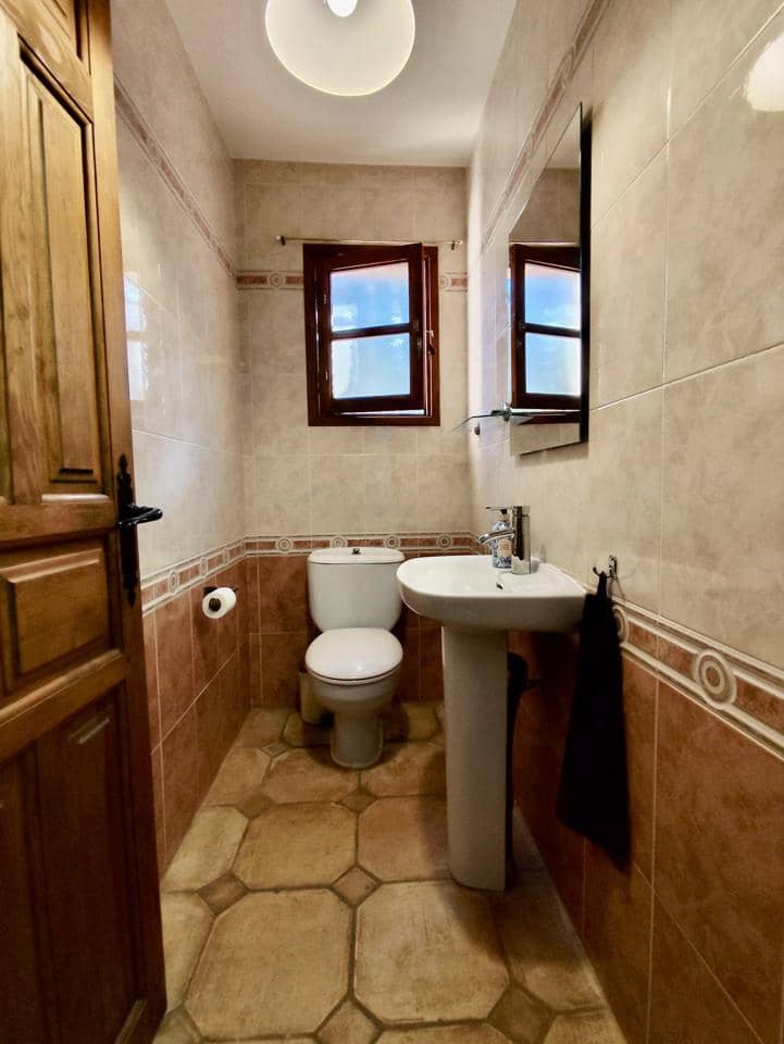 4 soveværelse Finca/Landehus til salg i Tivissa med swimmingpool - € 549.000 (Ref: 9282800)