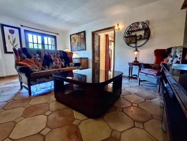 4 sypialnia Finka/Dom wiejski na sprzedaż w Tivissa z basenem - 549 000 € (Ref: 9282800)