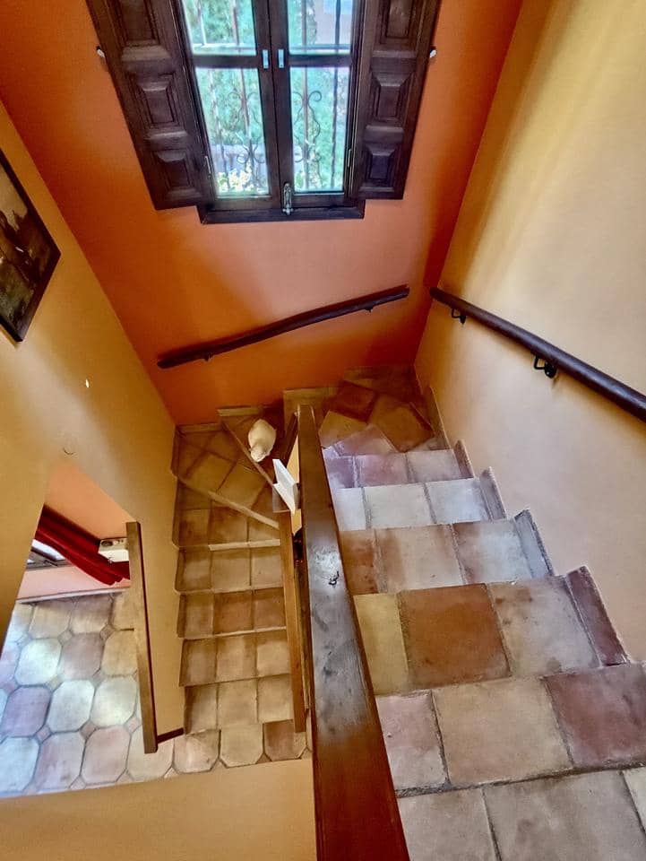 4 soveværelse Finca/Landehus til salg i Tivissa med swimmingpool - € 549.000 (Ref: 9282800)