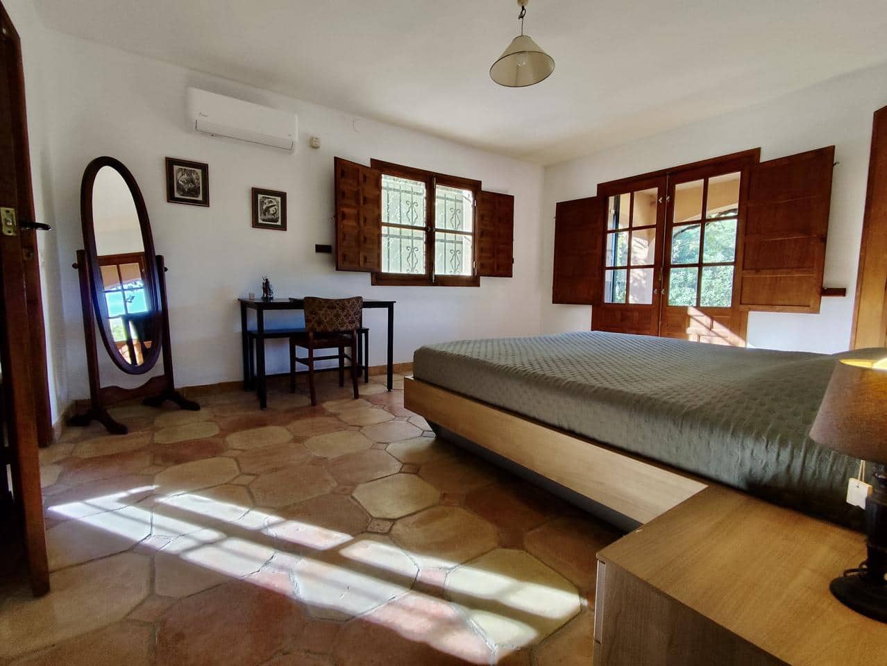 4 soveværelse Finca/Landehus til salg i Tivissa med swimmingpool - € 549.000 (Ref: 9282800)