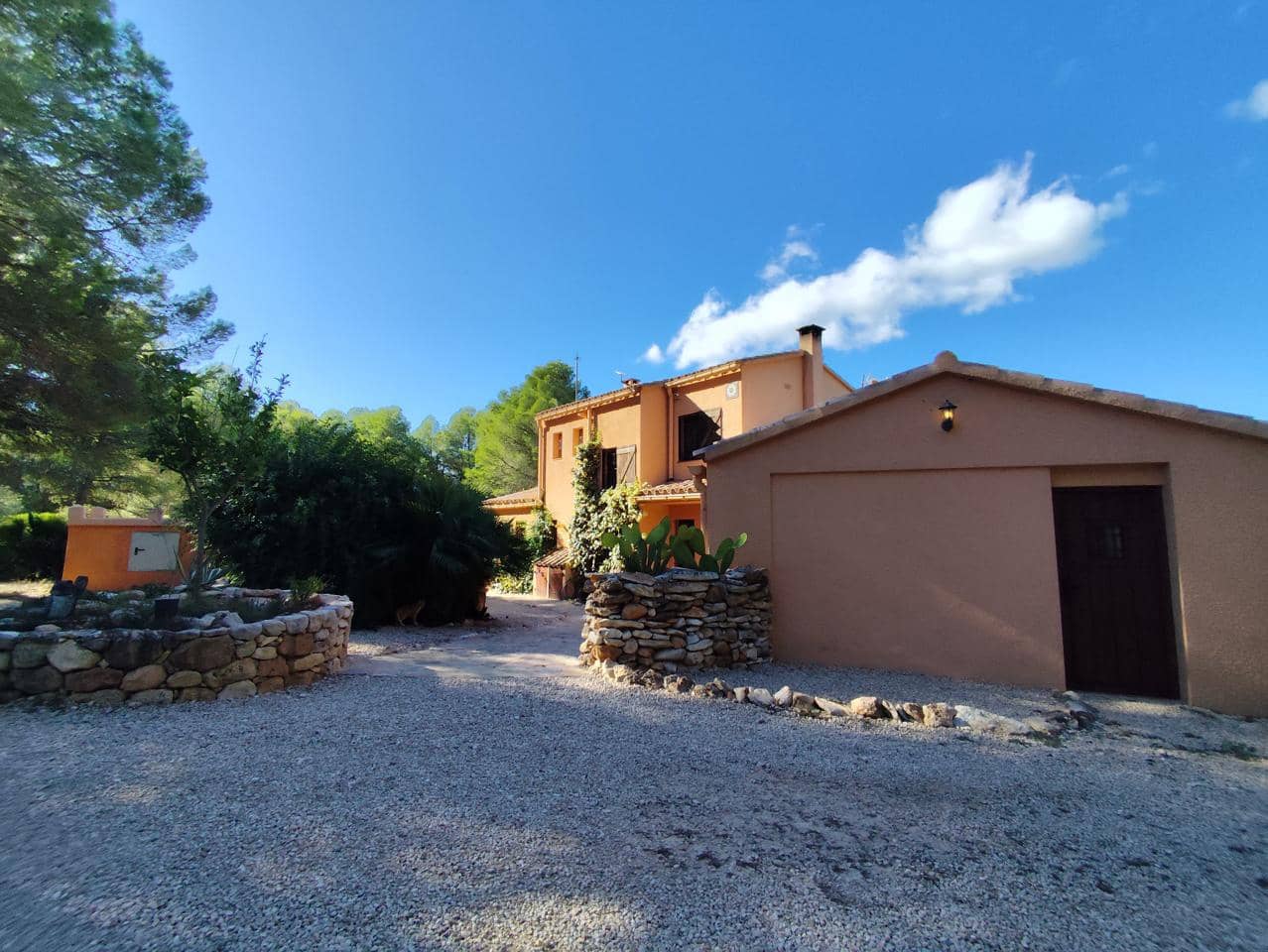 4 soveværelse Finca/Landehus til salg i Tivissa med swimmingpool - € 549.000 (Ref: 9282800)