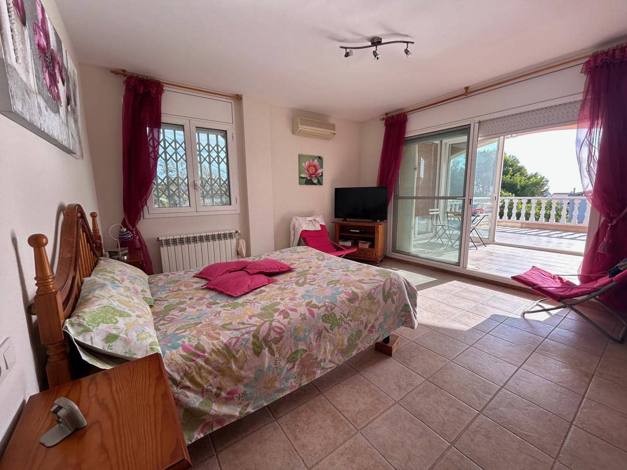 4 soverom Villa til salgs i L'Ampolla med svømmebasseng garasje - € 550 000 (Ref: 9301503)