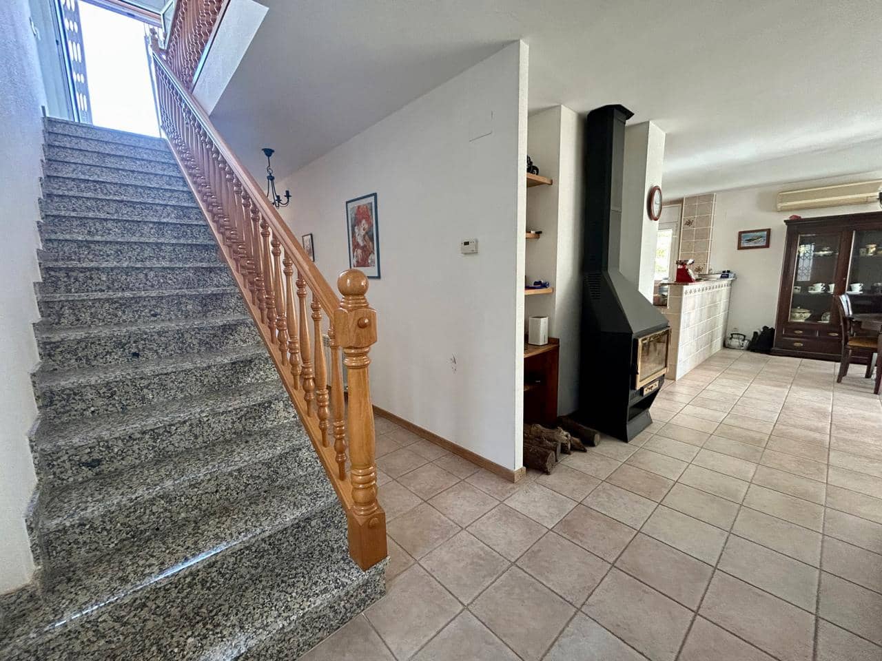 4 soverom Villa til salgs i L'Ampolla med svømmebasseng garasje - € 550 000 (Ref: 9301503)