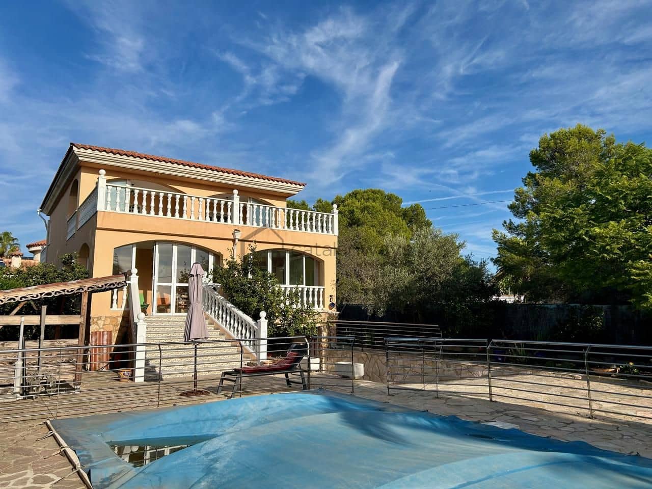 4 bedroom Villa for sale in L'Ampolla with pool garage - € 540,000 (Ref: 9301503)