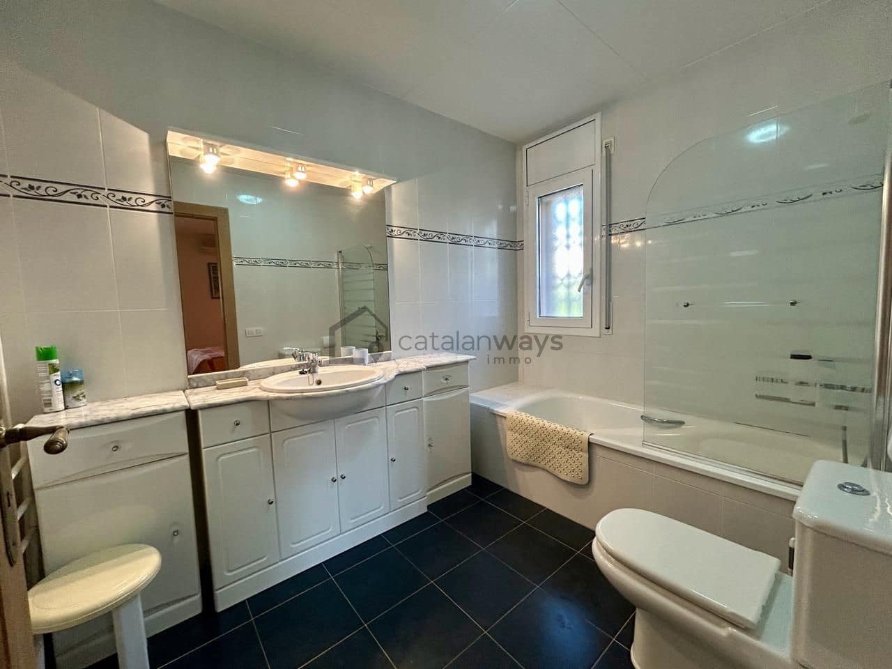 4 bedroom Villa for sale in L'Ampolla with pool garage - € 540,000 (Ref: 9301503)