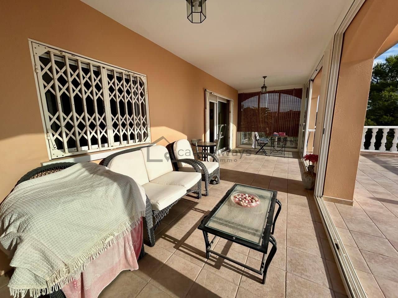 4 bedroom Villa for sale in L'Ampolla with pool garage - € 540,000 (Ref: 9301503)