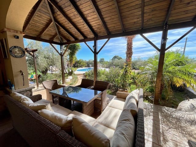 4 bedroom Finca/Country House for sale in L'Ampolla with pool - € 645,000 (Ref: 9368926)