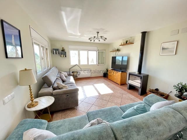 4 bedroom Finca/Country House for sale in L'Ampolla with pool - € 599,000 (Ref: 9368926)